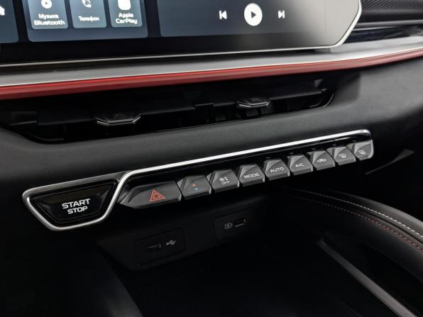 Geely Coolray I Рестайлинг с пробегом 2024 года, цена 2 150 000 рублей, 21436 км, внедорожник, Автокод Объявления