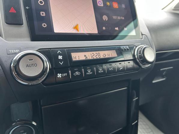 Toyota Land Cruiser Prado 150 Series Рестайлинг 1 с пробегом 2015 года, цена 3 750 000 рублей, 198605 км, внедорожник, Автокод Объявления