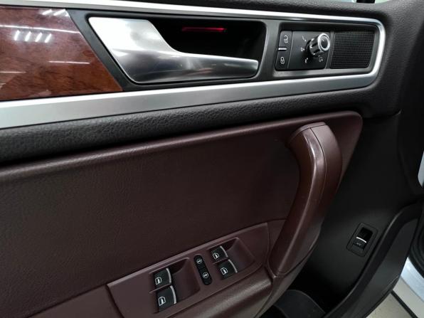 Volkswagen Touareg II с пробегом 2012 года, цена 2 399 000 рублей, 119230 км, внедорожник, Автокод Объявления