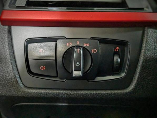 BMW 3 серии VI (F3x) Рестайлинг с пробегом 2016 года, цена 2 364 500 рублей, 180000 км, хэтчбек, Автокод Объявления