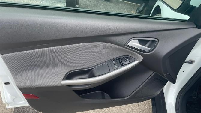 Ford Focus III с пробегом 2014 года, цена 850 000 рублей, 181227 км, универсал, Автокод Объявления