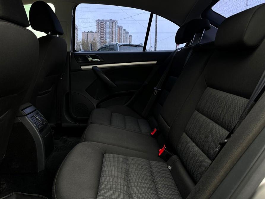Skoda Octavia II (A5) Рестайлинг Санкт-Петербург  - изображение 9
