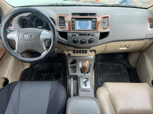 Toyota Fortuner I Рестайлинг 2 с пробегом 2013 года, цена 2 735 000 рублей, 182668 км, внедорожник, Автокод Объявления