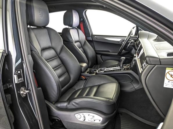 Porsche Macan I Рестайлинг 2 с пробегом 2022 года, цена 6 900 000 рублей, 74465 км, внедорожник, Автокод Объявления