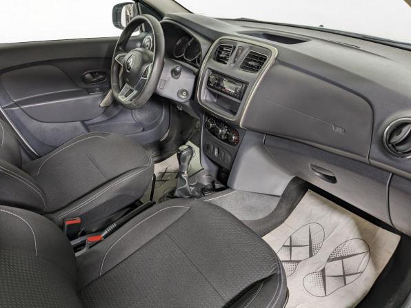 Renault Logan II Рестайлинг с пробегом 2021 года, цена 1 094 500 рублей, 70000 км, седан, Автокод Объявления