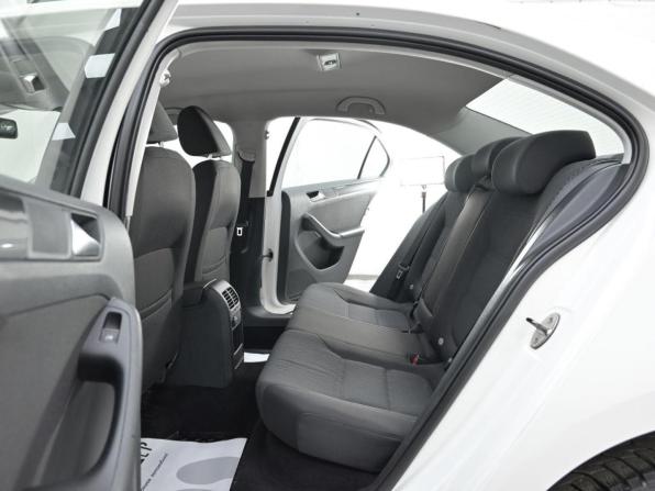 Volkswagen Jetta VI с пробегом 2014 года, цена 619 000 рублей, 126000 км, седан, Автокод Объявления