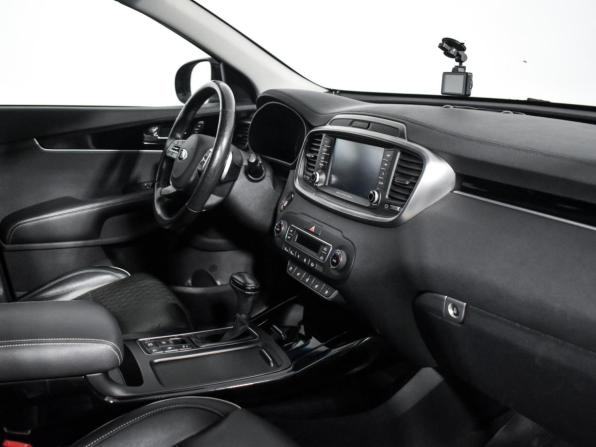 Kia Sorento III Prime Рестайлинг с пробегом 2018 года, цена 2 139 000 рублей, 232768 км, внедорожник, Автокод Объявления