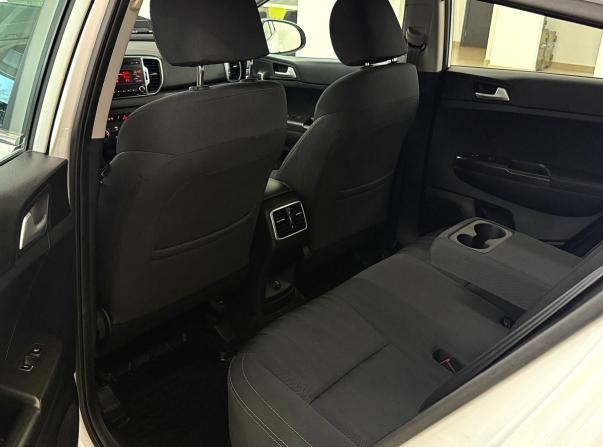 Kia Sportage IV Рестайлинг с пробегом 2018 года, цена 1 960 000 рублей, 130000 км, внедорожник, Автокод Объявления