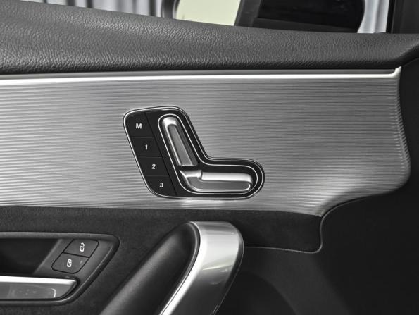 Mercedes-Benz A-Класс IV (W177) с пробегом 2020 года, цена 3 478 000 рублей, 86908 км, седан, Автокод Объявления