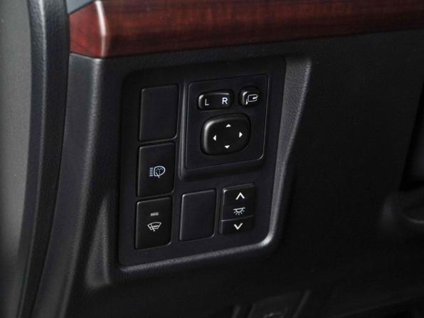 Toyota Land Cruiser Prado 150 Series Рестайлинг 1 с пробегом 2014 года, цена 3 887 077 рублей, 149723 км, внедорожник, Автокод Объявления