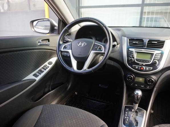 Hyundai Solaris I с пробегом 2011 года, цена 698 000 рублей, 130397 км, хэтчбек, Автокод Объявления
