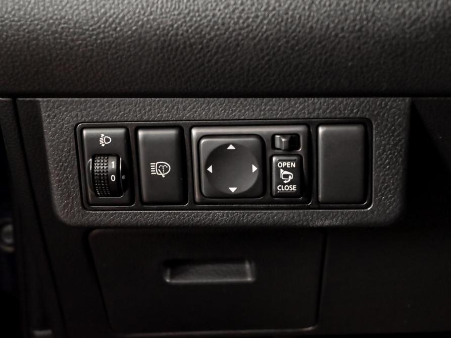 Nissan Tiida I Рестайлинг Екатеринбург  - изображение 14