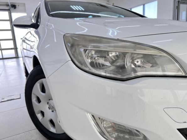 Opel Astra J с пробегом 2011 года, цена 620 000 рублей, 268684 км, универсал, Автокод Объявления
