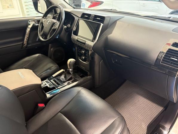 Toyota Land Cruiser Prado 150 Series Рестайлинг 2 с пробегом 2019 года, цена 6 950 000 рублей, 26198 км, внедорожник, Автокод Объявления