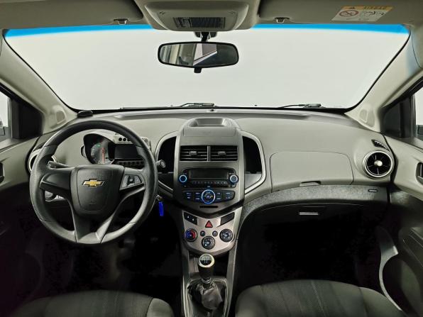 Chevrolet Aveo II с пробегом 2015 года, цена 649 000 рублей, 178001 км, седан, Автокод Объявления