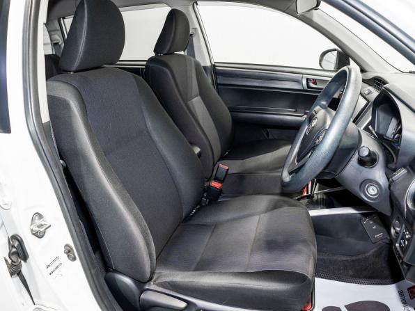 Toyota Corolla XI (E160 E170) Рестайлинг 2 с пробегом 2019 года, цена 1 499 000 рублей, 71000 км, универсал, Автокод Объявления