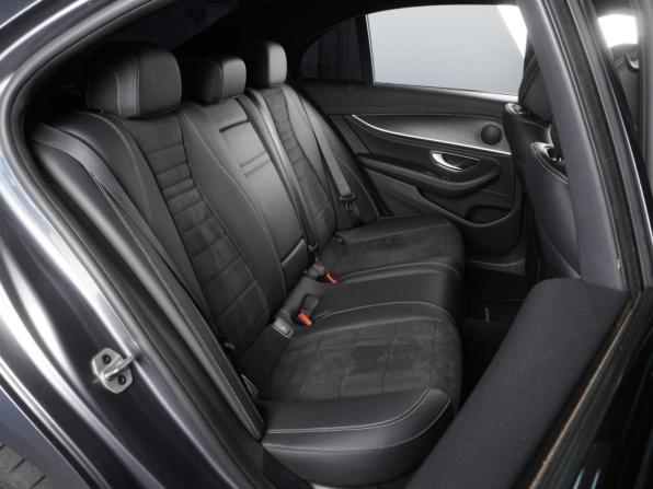 Mercedes-Benz E-Класс V (W213 S213 C238) с пробегом 2020 года, цена 4 289 000 рублей, 60921 км, седан, Автокод Объявления