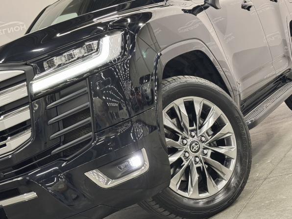 Toyota Land Cruiser 300 Series с пробегом 2021 года, цена 10 800 000 рублей, 109867 км, внедорожник, Автокод Объявления