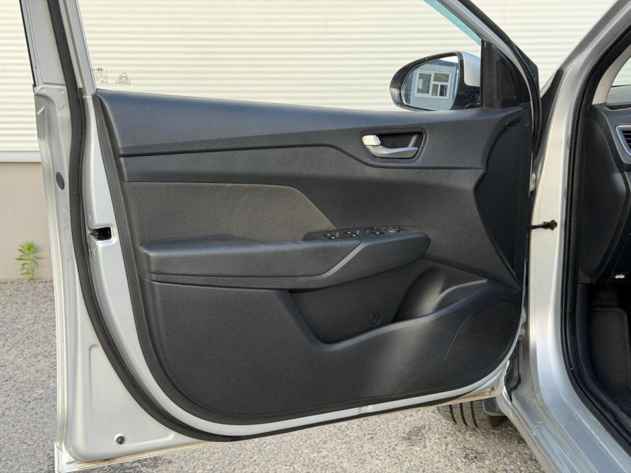 Hyundai Solaris II Белгород  - изображение 16