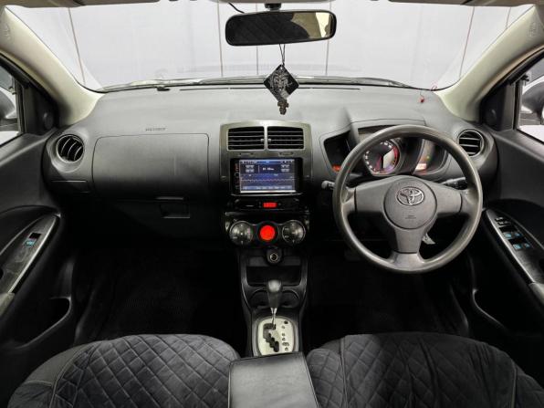 Toyota Ist II с пробегом 2007 года, цена 649 000 рублей, 217007 км, хэтчбек, Автокод Объявления