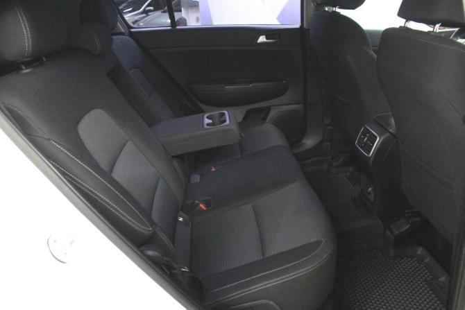 Kia Sportage IV Рестайлинг с пробегом 2018 года, цена 2 322 000 рублей, 119352 км, внедорожник, Автокод Объявления
