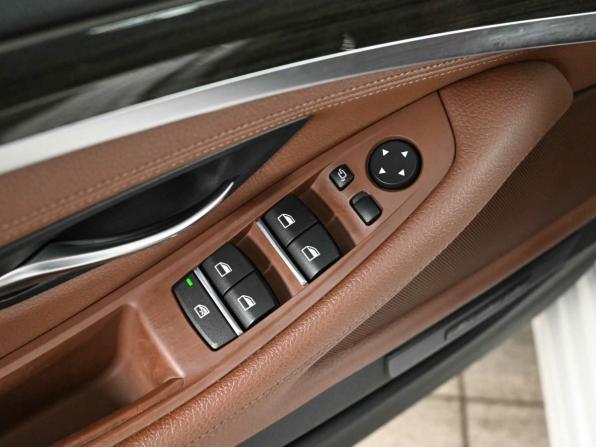 BMW 5 серии VI (F10/F11/F07) Рестайлинг с пробегом 2016 года, цена 2 450 000 рублей, 119992 км, седан, Автокод Объявления