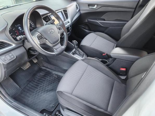 Hyundai Solaris II с пробегом 2018 года, цена 1 411 500 рублей, 103564 км, седан, Автокод Объявления