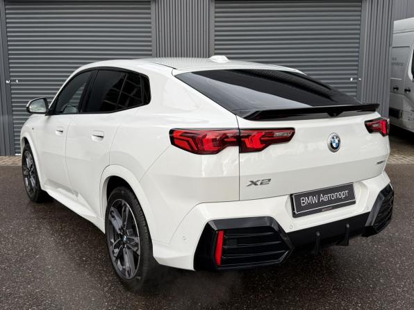 BMW X2 II (U10) с пробегом 2024 года, цена 5 950 000 рублей, 17000 км, внедорожник, Автокод Объявления
