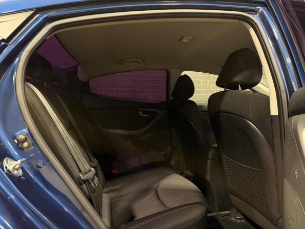 Hyundai Elantra V (MD) Рестайлинг с пробегом 2015 года, цена 1 190 000 рублей, 176834 км, седан, Автокод Объявления