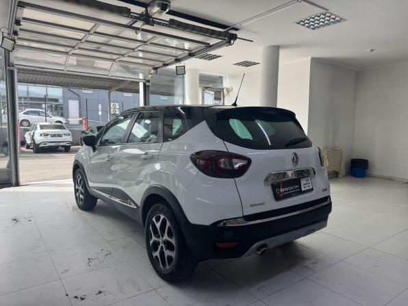 Renault Kaptur I с пробегом 2017 года, цена 1 600 000 рублей, 61195 км, внедорожник, Автокод Объявления
