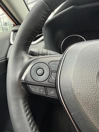 Toyota RAV4 V (XA50) с пробегом 2021 года, цена 3 180 000 рублей, 81991 км, внедорожник, Автокод Объявления