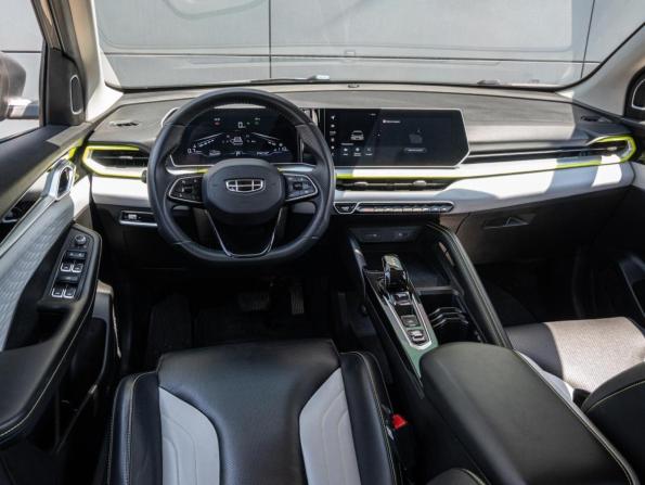 Geely Coolray I Рестайлинг с пробегом 2023 года, цена 2 150 000 рублей, 35620 км, внедорожник, Автокод Объявления