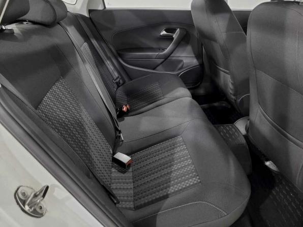 Volkswagen Polo V Рестайлинг с пробегом 2017 года, цена 930 000 рублей, 88652 км, седан, Автокод Объявления