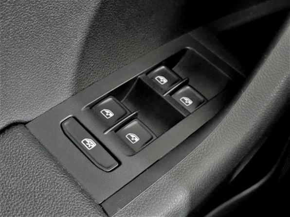 Skoda Octavia III (A7) Рестайлинг с пробегом 2017 года, цена 1 460 000 рублей, 155148 км, лифтбек, Автокод Объявления