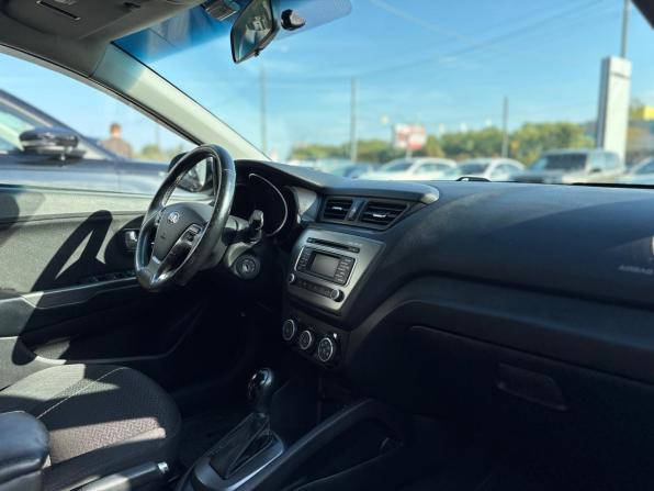 Kia Rio III Рестайлинг с пробегом 2016 года, цена 962 000 рублей, 187562 км, седан, Автокод Объявления