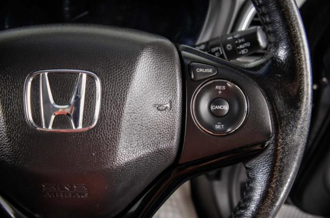 Honda Vezel I с пробегом 2014 года, цена 1 549 000 рублей, 80000 км, внедорожник, Автокод Объявления