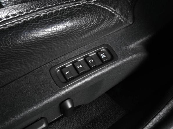 Saab 9-3 II Рестайлинг с пробегом 2009 года, цена 1 399 000 рублей, 114920 км, седан, Автокод Объявления