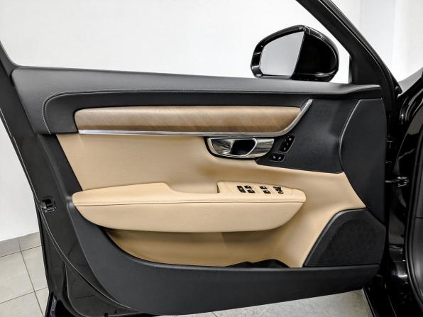 Volvo S90 II с пробегом 2020 года, цена 2 935 000 рублей, 118381 км, седан, Автокод Объявления