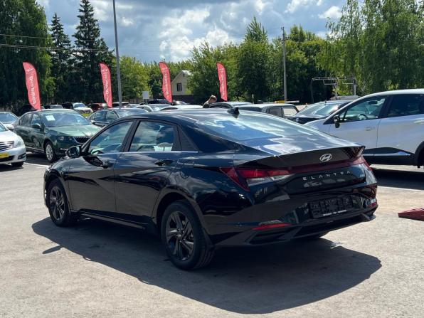 Hyundai Elantra VII (CN7) с пробегом 2021 года, цена 2 350 000 рублей, 21950 км, седан, Автокод Объявления