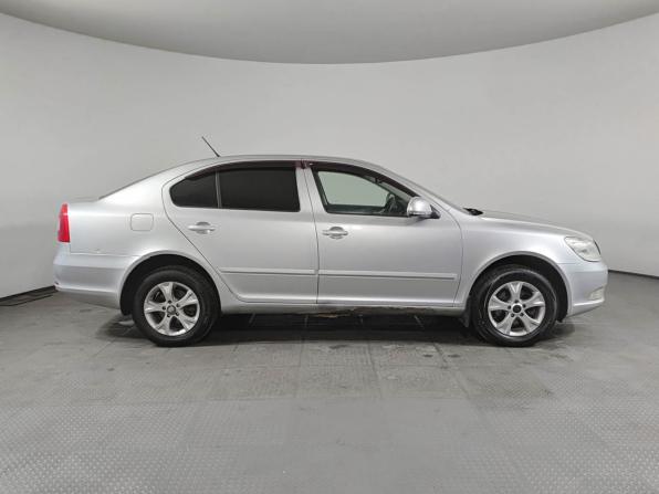 Skoda Octavia II (A5) Рестайлинг с пробегом 2012 года, цена 690 000 рублей, 247100 км, лифтбек, Автокод Объявления