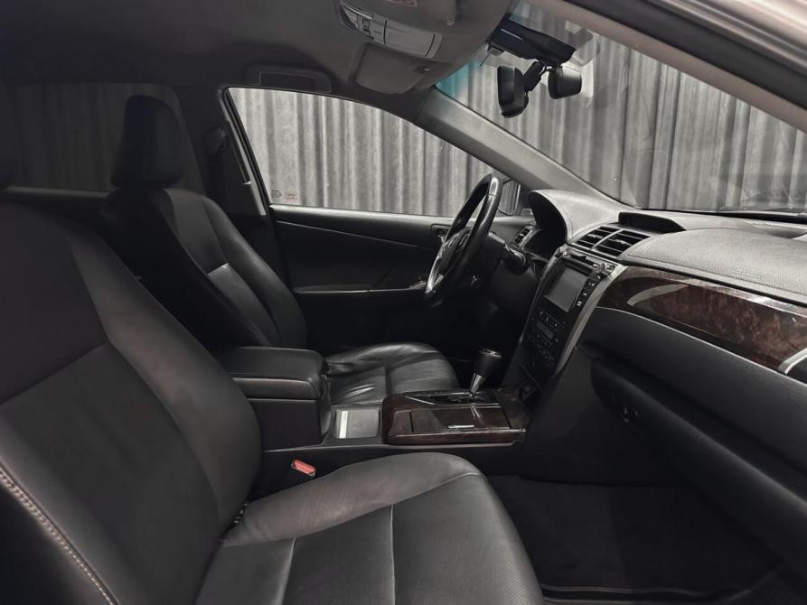 Toyota Camry VII (XV50) Рестайлинг Красноярск  - изображение 8