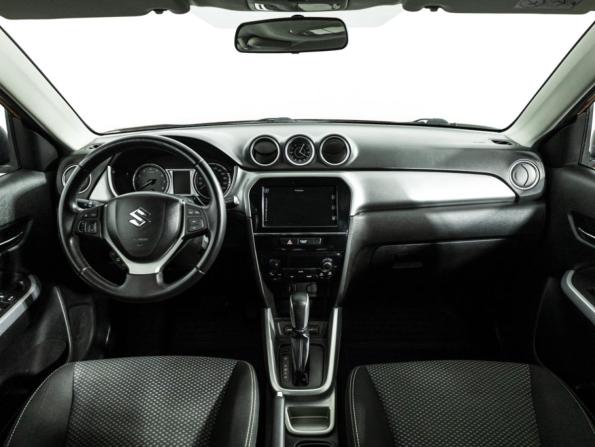 Suzuki Vitara II с пробегом 2018 года, цена 1 479 585 рублей, 210992 км, внедорожник, Автокод Объявления