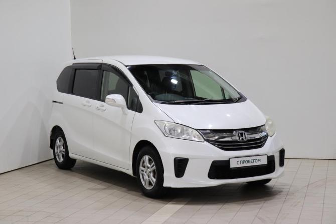 Honda Freed I Рестайлинг с пробегом 2014 года, цена 1 130 000 рублей, 72619 км, компактвэн, Автокод Объявления