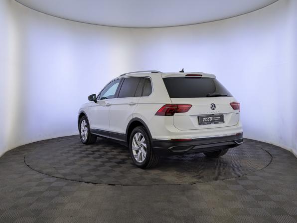 Volkswagen Tiguan II Рестайлинг с пробегом 2021 года, цена 3 635 000 рублей, 61133 км, внедорожник, Автокод Объявления
