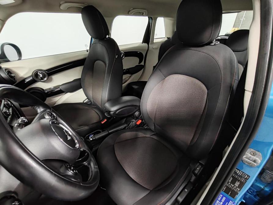 Mini Hatch III (F55/F56) Москва  - изображение 23