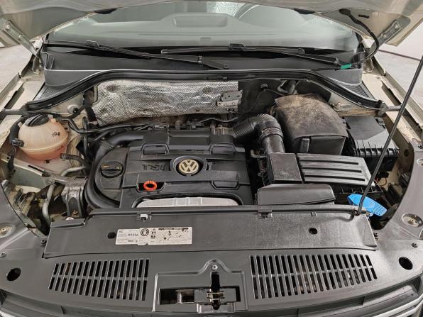 Volkswagen Tiguan I Рестайлинг с пробегом 2012 года, цена 1 055 000 рублей, 174763 км, внедорожник, Автокод Объявления