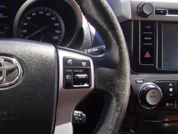 Toyota Land Cruiser Prado 150 Series Рестайлинг 1 с пробегом 2014 года, цена 3 050 000 рублей, 265000 км, внедорожник, Автокод Объявления