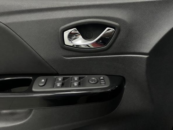 Renault Kaptur I Рестайлинг с пробегом 2020 года, цена 1 630 000 рублей, 44649 км, внедорожник, Автокод Объявления