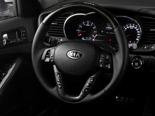 Kia Optima III Рестайлинг с пробегом 2013 года, цена 1 499 000 рублей, 174515 км, седан, Автокод Объявления