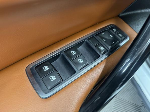 Lada (ВАЗ) Vesta I Рестайлинг (NG) с пробегом 2024 года, цена 1 299 000 рублей, 84598 км, универсал, Автокод Объявления